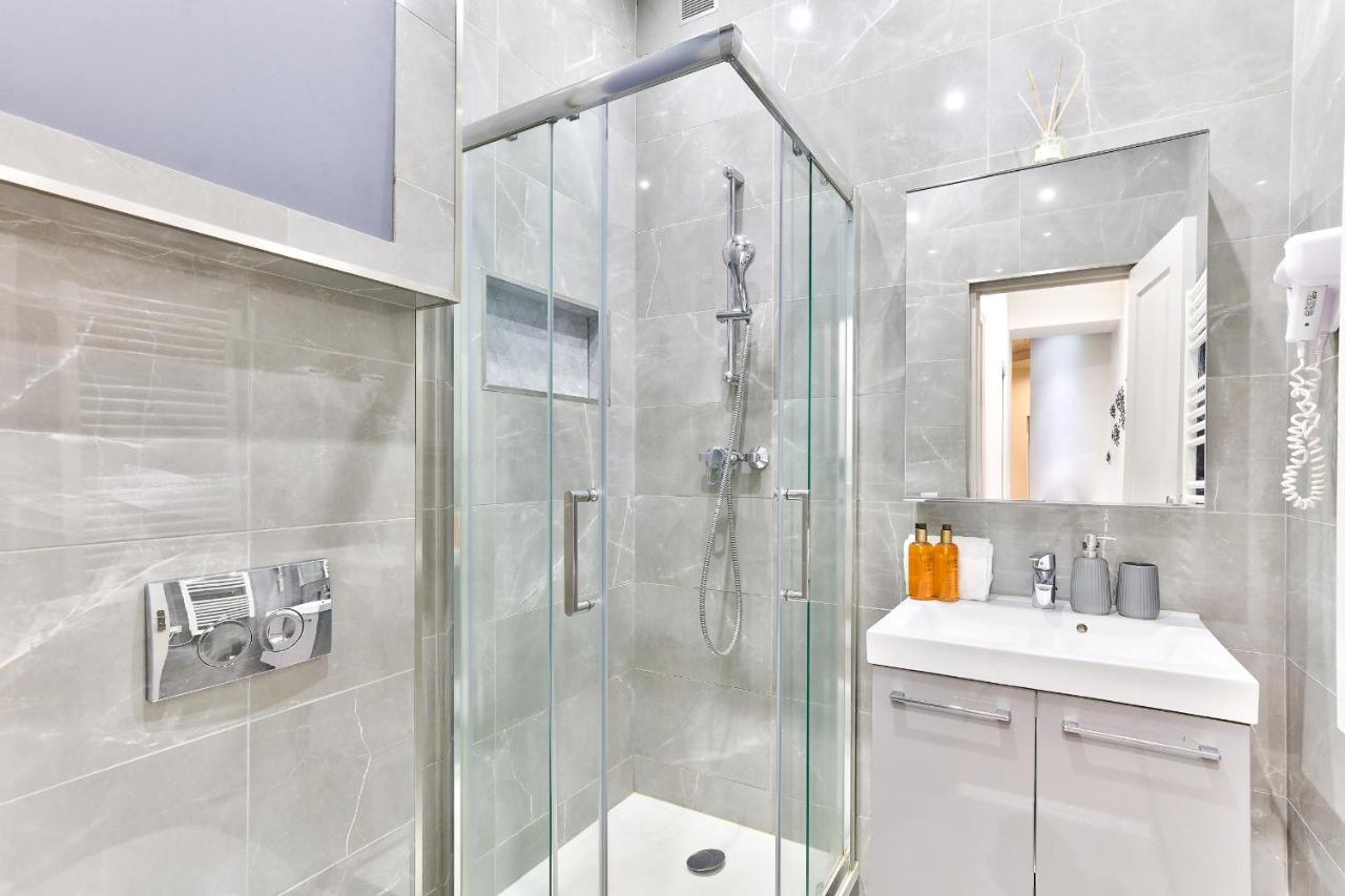 57-Luxury Parisien Home Sebastopol 1 ภายนอก รูปภาพ
