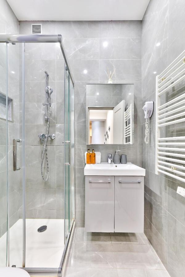 57-Luxury Parisien Home Sebastopol 1 ภายนอก รูปภาพ